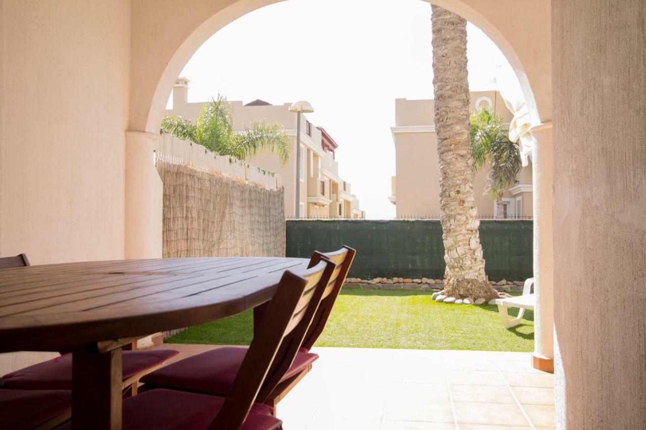Cozy Apartment With Garden Palm-mar Ngoại thất bức ảnh